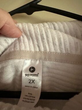 exertek Light Heather White Crewneck Pullover